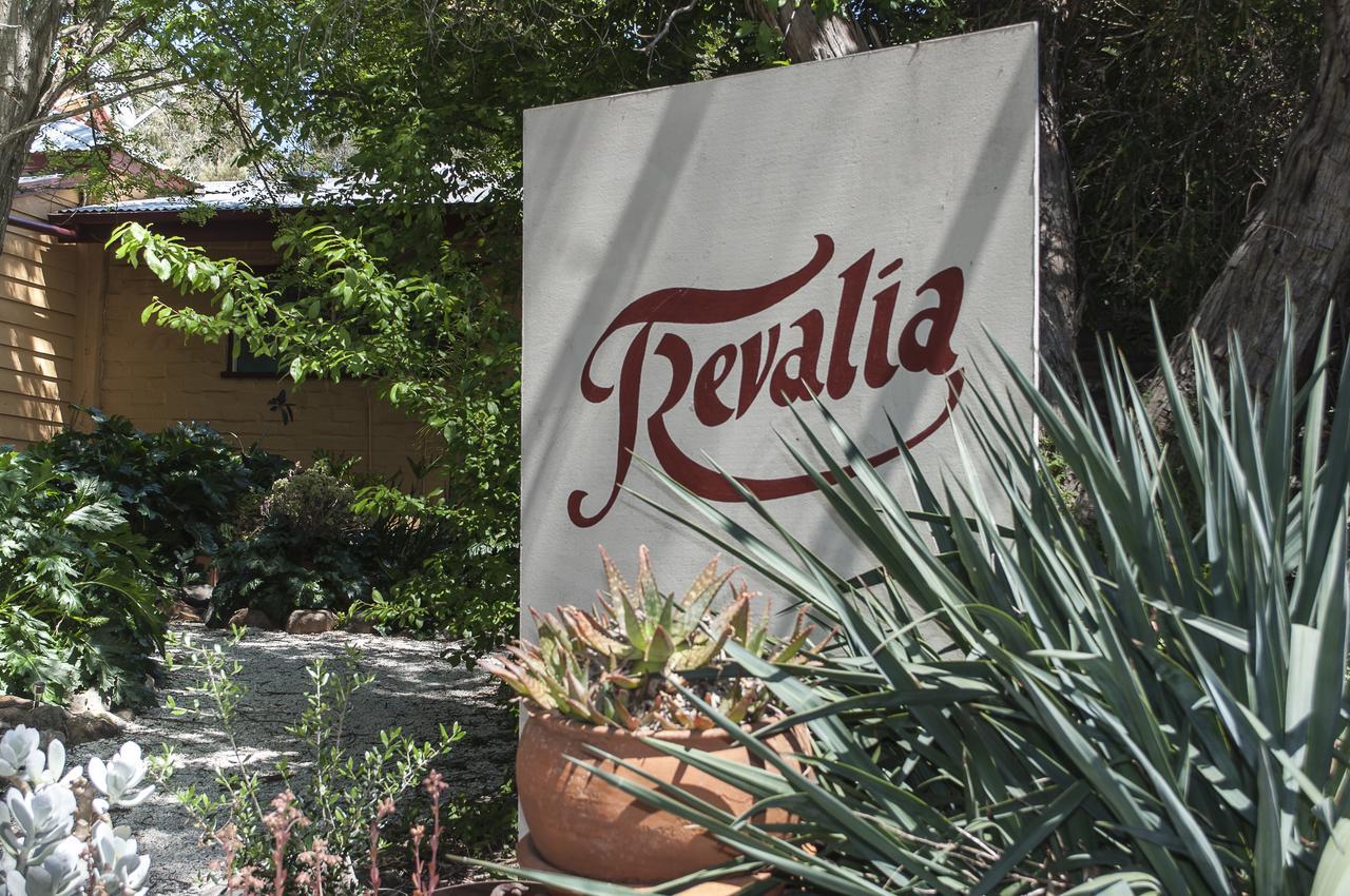 Trevalia Accommodation Penwortham Екстериор снимка