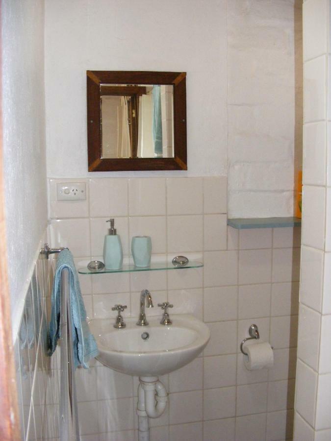 Trevalia Accommodation Penwortham Екстериор снимка